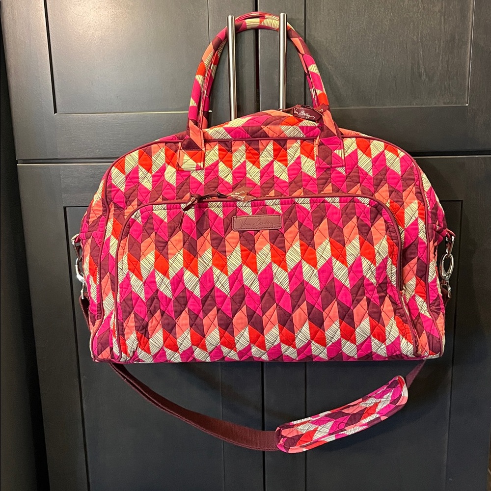 Vera Bradley Quilted Large Travel Bag in Bohemian Chevron With Strap.